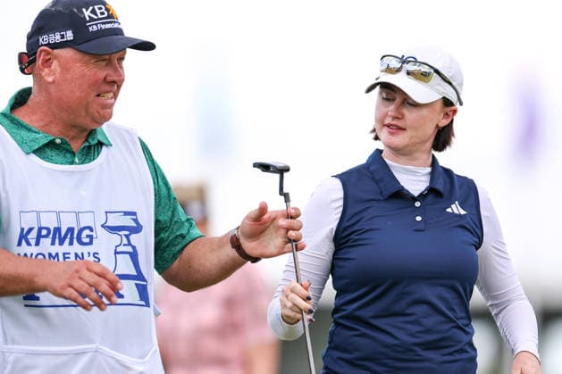 Karis Davidson of Australia reacts after putting on the ninth green during the first round of the 2026 KPMG Women s PGA, Golf Herren Championship at Hazeltine National Golf Club on June 25, 2026 in Chaska, Minnesota. CSM. Golf 2026: KPMG Women s PGA Championship Round One  - ZUMAc04_ 20260625_zma_c04_240 Copyright: xStevenxGarciax