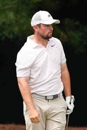 June 25, 2026, Cromwell, Connecticut, USA: Alex Fitzpatrick (ENG) watches his tee shot off the 8th hole during the first round of the 2026 Travelers Championship at TPC River Highlands. GOLF 2026: Travelers Championship - Round 1  - ZUMAw109 20260625_fap_w109_016 Copyright: xDebbyxWongx