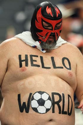 A fan attends a FIFA World Cup, WM, Weltmeisterschaft, Fussball 2026 Group F match between Japan and Sweden at AT&T Stadium in Dallas, USA, 25 June 2025. FIFA World Cup 2026 - Group F - Japan vs. Sweden !ACHTUNG: NUR REDAKTIONELLE NUTZUNG!  Copyright: xCarlosxRamírezx GR5066 20260625-55020712037_1