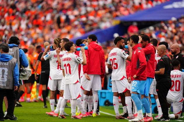 Tunisia v Netherlands - FIFA World Cup, WM, Weltmeisterschaft, Fussball 2026 - Group F KANSAS CITY, UNITED STATES - JUNE 25: Players of Tunisia drinks water on a hydration break during the 2026 FIFA World Cup First Stage Group F match between Tunisia and Netherlands at Arrowhead Stadium (Kansas City Stadium) in Kansas City, Missouri, United States on June 25, 2026. Hakan Akgun Anadolu Missouri United States. Editorial use only. Please get in touch for any other usage.  Copyright: x2026xAnadoluxHakanxAkgunx