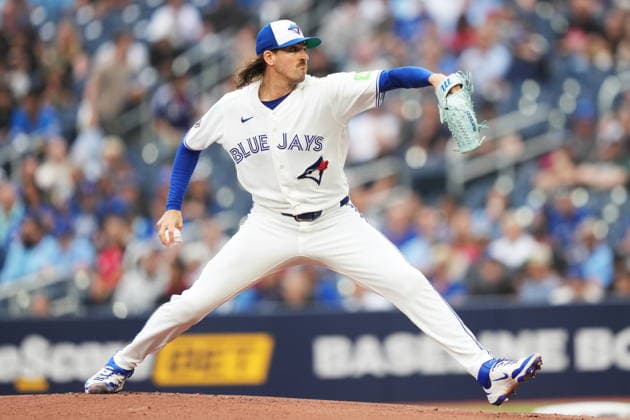 June 25, 2026, Toronto, On, CANADA: Toronto Blue Jays pitcher Kevin Gausman (34) works against the Texas Rangers during first inning MLB, Baseball Herren, USA baseball action in Toronto, on Thursday, June 25, 2026. Canada News - June 25, 2026  - ZUMAc35_ 20260625_zaf_c35_100 Copyright: xNathanxDenettex