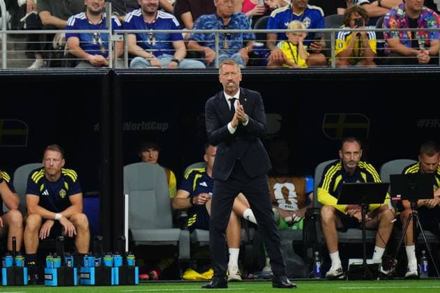 Japan v Sweden - FIFA World Cup, WM, Weltmeisterschaft, Fussball 2026 - Group F ARLINGTON, USA - JUNE 25: Graham Potter, head coach of Sweden, reacts during the 2026 FIFA World Cup First Stage Group F match between Japan and Sweden at Dallas Stadium in Arlington, Texas, United States on June 25, 2026. Jose Hernandez Anadolu Texas United States. Editorial use only. Please get in touch for any other usage.  Copyright: x2026xAnadoluxJosexHernandezx