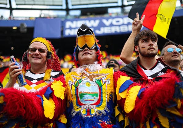 June 25, 2026, Rutherford, New Jersey, USA: Ecuador and Germany fans during the June 25th FIFA World Cup, WM, Weltmeisterschaft, Fussball 2026 matchup between Ecuador and Germany at MetLife Stadium in East Rutherford, New Jersey. FIFA World Cup 2026: Ecuador : Germany  - ZUMAs325 20260625_zsp_s325_152 Copyright: xJessxStilesx