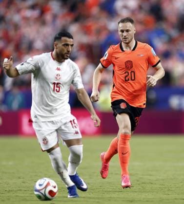 KANSAS - Teun Koopmeiners of the Netherlands during the FIFA World Cup, WM, Weltmeisterschaft, Fussball 2026 Group F match between Tunisia and the Netherlands at Kansas City Stadium on June 25, 2026, in Kansas, United States. ROBIN VAN LONKHUIJSEN ANP FIFA World Cup 2026 group stage 2026 xVIxANPxSportx xxANPxIVx 561999900 originalFilename: 561999900.jpg