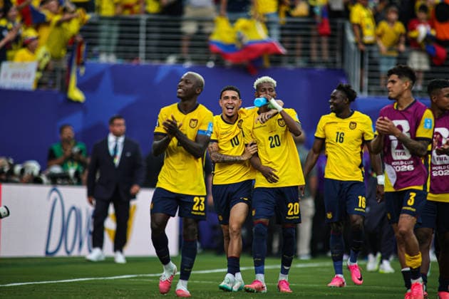 June 25, 2026, Rutherford, New Jersey, USA: Ecuador celebrates the win after the June 25th FIFA World Cup, WM, Weltmeisterschaft, Fussball 2026 matchup between Ecuador and Germany at MetLife Stadium in East Rutherford, New Jersey. Rutherford USA - ZUMAs325 20260625_zsp_s325_092 Copyright: xJessxStilesx