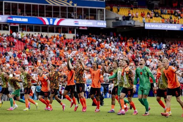 KANSAS - The Netherlands players celebrate the victory after the FIFA 2026 World Cup Group F match between Tunisia and the Netherlands at Kansas City Stadium on June 25, 2026, in Kansas, United States. ROBIN VAN LONKHUIJSEN ANP FIFA World Cup, WM, Weltmeisterschaft, Fussball 2026 group stage 2026 xVIxANPxSportx xxANPxIVx 562005785 originalFilename: 562005785.jpg