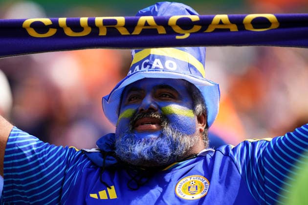 June 25, 2026: A fan prior to a World Cup match between Ivory Coast and Curacao at Philadelphia Stadium in Philadelphia, Pennsylvania. CSM FIFA World Cup, WM, Weltmeisterschaft, Fussball 2026: Ivory Coast Vs Curacao JUN 25  - ZUMAc04_ 20260625_zma_c04_276 Copyright: xKylexRoddenx