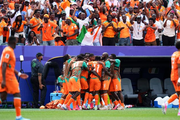 June 25, 2026: Ivory Coast celebrate a goal by Ivory Coast Forward Nicolas Pepe (19) during the first half of a World Cup Match against Curacao at Philadelphia Stadium in Philadelphia, Pennsylvania. CSM Philadelphia United States of America - ZUMAc04_ 20260625_zma_c04_288 Copyright: xKylexRoddenx
