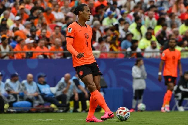 Virgil van Dijk of the Netherlands on the ball Tunisia v Netherlands, 2026 FIFA World Cup, WM, Weltmeisterschaft, Fussball 2026 Group F, International Football, Kansas City Stadium, Kansas City, USA - 25 Jun 2026Kansas Kansas City Stadium Missouri (MO) United States of America  Copyright: xTimxVizer Shutterstockx 16963088j
