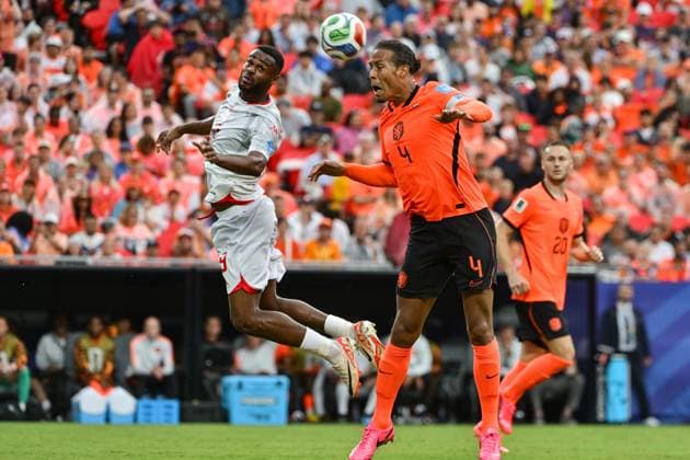 Virgil van Dijk of the Netherlands heads the ball Tunisia v Netherlands, 2026 FIFA World Cup, WM, Weltmeisterschaft, Fussball 2026 Group F, International Football, Kansas City Stadium, Kansas City, USA - 25 Jun 2026Kansas Kansas City Stadium Missouri (MO) United States of America  Copyright: xTimxVizer Shutterstockx 16963088f