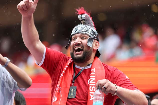 KANSAS CITY, MO - JUNE 25: A Tunisia fan in a helmet before the FIFA World Cup, WM, Weltmeisterschaft, Fussball 2026 Group F match between Tunisia and Netherlands on June 25, 2026 at Kansas City Stadium in Kansas City, MO. (Photo by Scott Winters Icon Sportswire) SOCCER: JUN 25 FIFA World Cup 26 Group F - Tunisia vs Netherlands EDITORIAL USE ONLY Icon2606251155