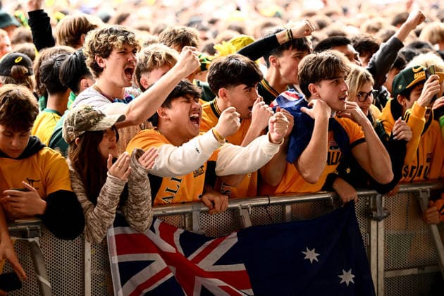 WORLD CUP LIVE SITE SYDNEY, Spectators are seen at a live site during the FIFA World Cup, WM, Weltmeisterschaft, Fussball Group D match between Australia and Paraguay at Tumbalong Park, in Sydney, Friday, June 26, 2026 ( NO ARCHIVING SYDNEY NEW SOUTH WALES AUSTRALIA  Copyright: xDANxHIMBRECHTSx 20260626180137957037