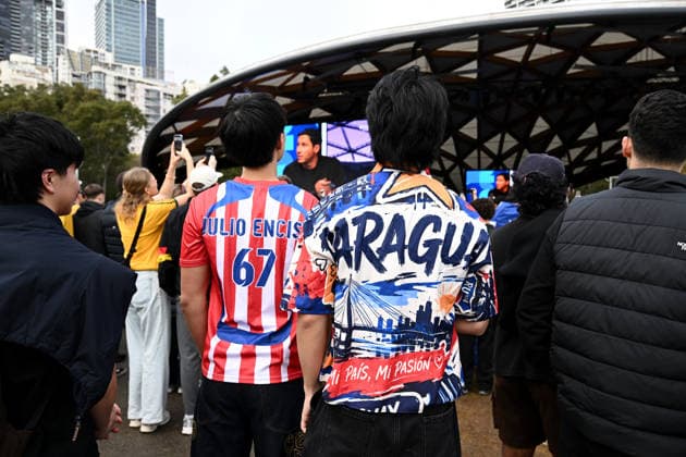 WORLD CUP LIVE SITE SYDNEY, Spectators are seen at a live site during the FIFA World Cup, WM, Weltmeisterschaft, Fussball Group D match between Australia and Paraguay at Tumbalong Park, in Sydney, Friday, June 26, 2026 ( NO ARCHIVING SYDNEY NEW SOUTH WALES AUSTRALIA  Copyright: xDANxHIMBRECHTSx 20260626138515030846