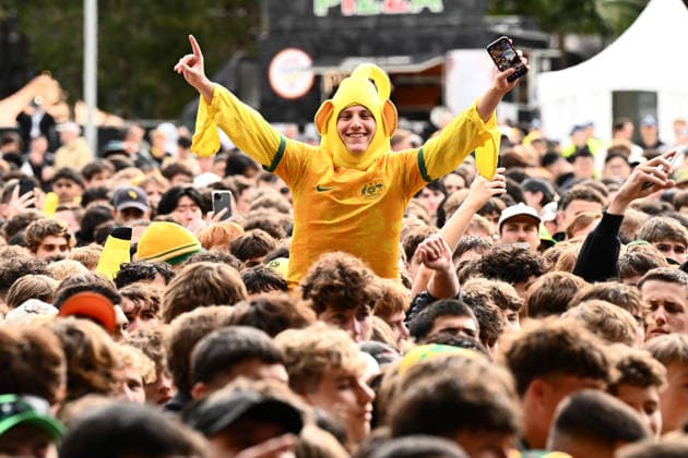 WORLD CUP LIVE SITE SYDNEY, Spectators are seen at a live site during the FIFA World Cup, WM, Weltmeisterschaft, Fussball Group D match between Australia and Paraguay at Tumbalong Park, in Sydney, Friday, June 26, 2026 ( NO ARCHIVING SYDNEY NEW SOUTH WALES AUSTRALIA  Copyright: xDANxHIMBRECHTSx 20260626155536408615