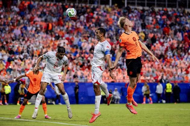 KANSAS - Jan Paul van Hecke or the Netherlands scores the 1-3 during the 2026 FIFA World Cup, WM, Weltmeisterschaft, Fussball Group F match between Tunisia and the Netherlands at Kansas City Stadium on June 25, 2026, in Kansas, United States. ROBIN VAN LONKHUIJSEN ANP FIFA World Cup 2026 group stage 2026 xVIxANPxSportx xxANPxIVx 562008077 originalFilename: 562008077.jpg