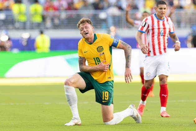 FIFA World Cup, WM, Weltmeisterschaft, Fussball 2026 - Group D - Paraguay vs Australia Australia s Harry Souttar stands up during the FIFA World Cup 2026 group stage match Paraguay against Australia, in Santa Clara, Califronia, USA, 25 June 2026. SANTA CLARA United States  Copyright: xBENJAMINxFANJOYx