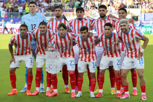 Paraguayan players pose during the FIFA World Cup, WM, Weltmeisterschaft, Fussball 2026 Group D match between Paraguay and Australia at Levi s stadium in Santa Clara, California, United States, 25 June 2025. FIFA World Cup 2026 - Group D - Paraguay vs. Australia !ACHTUNG: NUR REDAKTIONELLE NUTZUNG!  Copyright: xMiguelxgutierrezx GR5386 20260626-55020713339_1