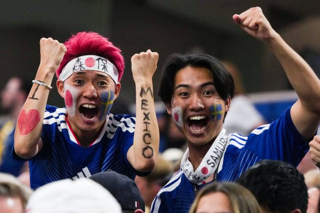 Fans of Japan cheer prior to FIFA Men’s World Cup 2026 Group Stage football match between Japan and Sweden at Dallas Stadium, in East Rutherford on June 25th 2026 (Photo by Alexandra Fechete SPP)  Copyright: xAlexandraxFechete SPPx Sportspressphoto_SPR177340