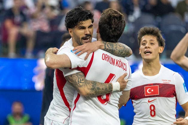 June 25, 2026, Los Angeles, California, USA: Turkey Orkun Kokcu (6) celebrates after scoring against the United States during the FIFA World Cup, WM, Weltmeisterschaft, Fussball Group D soccer match at SoFi Stadium in Inglewood, Calif., Thursday, June 25, 2026. World Cup 2026: United States Vs Turkey  - ZUMAc68_ 20260625_zaf_c68_031 Copyright: xRingoxChiux