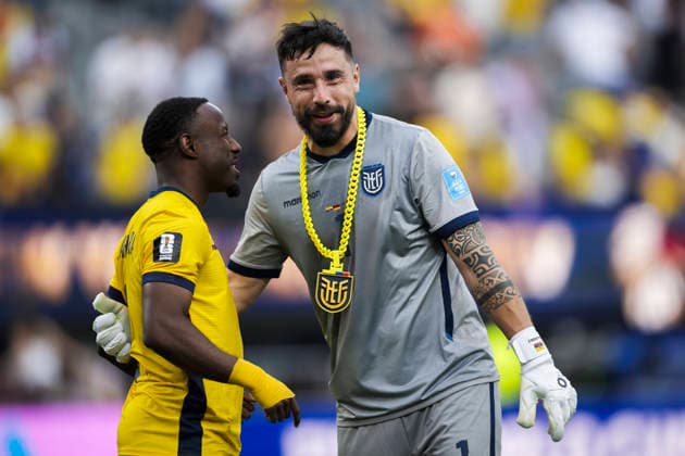 Ecuador v Germany - FIFA World Cup, WM, Weltmeisterschaft, Fussball 2026 Hernan Galindez (R) of Ecuador celebrates with John Yeboah of Ecuador at the end of the FIFA World Cup 2026 Group E football match between Ecuador and Germany. Ecuador won 2-1 over Germany. East Rutherford United States Copyright: xNicolòxCampox