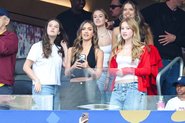 FIFA World Cup, WM, Weltmeisterschaft, Fussball 2026 - Group D - Turkey vs USA US actor Jessica Alba attends the FIFA World Cup 2026 group stage match Turkey against USA, in Los Angeles, USA, 25 June 2026. LOS ANGELES United States  Copyright: xCHRISTOPHERxTORRESx