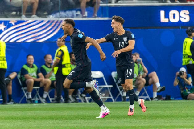 June 25, 2026, Los Angeles, California, USA: United States Auston Trusty (6) celebrates after scoring against the Turkey during the FIFA World Cup, WM, Weltmeisterschaft, Fussball Group D soccer match at SoFi Stadium in Inglewood, Calif., Thursday, June 25, 2026. Los Angeles USA - ZUMAc68_ 20260625_zaf_c68_034 Copyright: xRingoxChiux