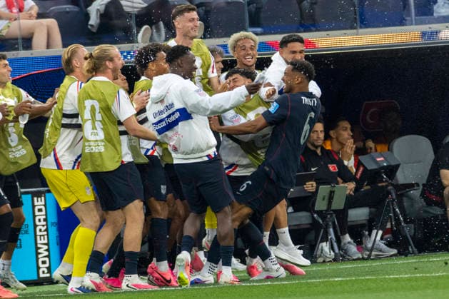 June 25, 2026, Los Angeles, California, USA: United States Auston Trusty (6) celebrates after scoring against the Turkey during the FIFA World Cup, WM, Weltmeisterschaft, Fussball Group D soccer match at SoFi Stadium in Inglewood, Calif., Thursday, June 25, 2026. Los Angeles USA - ZUMAc68_ 20260625_zaf_c68_032 Copyright: xRingoxChiux