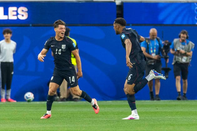 June 25, 2026, Los Angeles, California, USA: United States Auston Trusty (6) celebrates after scoring against the Turkey during the FIFA World Cup, WM, Weltmeisterschaft, Fussball Group D soccer match at SoFi Stadium in Inglewood, Calif., Thursday, June 25, 2026. Los Angeles USA - ZUMAc68_ 20260625_zaf_c68_022 Copyright: xRingoxChiux
