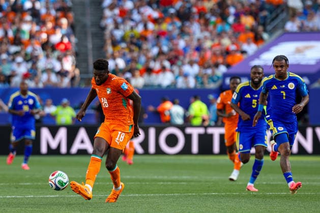 June 25, 2026, Philadelphia, Pennsylvania, USA: IBRAHIM SANGARE of Cote D Ivoire plays a pass forward during the 2026 FIFA World Cup, WM, Weltmeisterschaft, Fussball Group E match at Philadelphia Stadium in Philadelphia, PA on June 25, 2026. Philadelphia USA - ZUMAm283 20260625_zsp_m283_054 Copyright: xBillyxMyersx