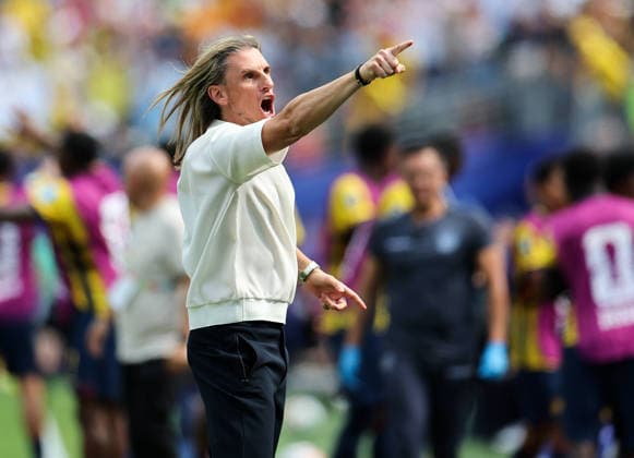 260626 -- NEW JERSEY, June 26, 2026 -- Sebastian Beccacece, head coach of Ecuador, reacts during the group E match between Ecuador and Germany at the 2026 FIFA World Cup, WM, Weltmeisterschaft, Fussball at New York New Jersey Stadium in New Jersey, the United States, June 25, 2026. SPU.S.-NEW JERSEY-FOOTBALL-FIFA WORLD CUP-GROUP E-ECU VS GER CaoxCan  (SP)U.S.-NEW JERSEY-FOOTBALL-FIFA WORLD CUP-GROUP E-ECU VS GER IMAGO CaoxCan  imago images 0860042514