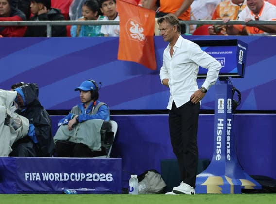 (260626) -- KANSAS CITY, June 26, 2026 -- Herve Renard (R), head coach of Tunisia, is seen during the group F match between the Netherlands and Tunisia at the 2026 FIFA World Cup, WM, Weltmeisterschaft, Fussball at Kansas City Stadium in Kansas City, the United States, June 25, 2026. ) (SP)U.S.-KANSAS CITY-FOOTBALL-FIFA WORLD CUP-GROUP F-NED VS TUN LixYing 