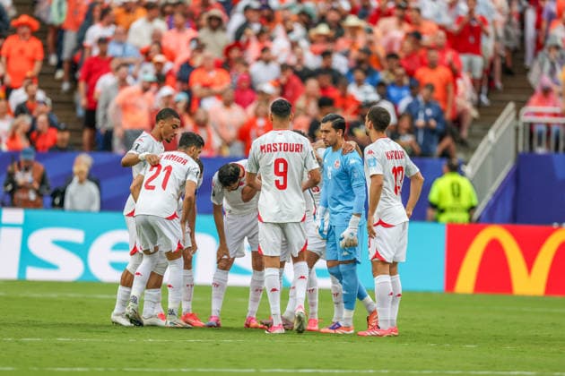 JUNE 25, 2026: Tunisia huddles before the match against Netherlands at Kansas City Stadium in Kansas City, MO. CSM FIFA World Cup, WM, Weltmeisterschaft, Fussball 2026: Tunisia Vs Netherlands JUN 25th  - ZUMAc04_ 20260625_zma_c04_397 Copyright: xRomanxPunox
