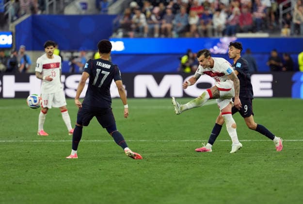 Turkiye v USA - FIFA World Cup, WM, Weltmeisterschaft, Fussball 2026 - Group D LOS ANGELES, CALIFORNIA - JUNE 25: Abdulkerim Bardakci of Turkiye in action during the 2026 FIFA World Cup First Stage Group D match between Turkiye and USA at the Los Angeles Stadium (SoFi Stadium) in Inglewood, California, United States on June 25, 2026. Tayfun Coskun Anadolu California United States. Editorial use only. Please get in touch for any other usage.  Copyright: x2026xAnadoluxTayfunxCoskunx