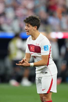 RECORD DATE NOT STATED 25th June 2026; SoFi Stadium, Los Angeles, California, United States of America; FIFA World Cup, WM, Weltmeisterschaft, Fussball Football, Turkey versus United States of America; Arda Guler of Turkey gestures to his teammates AlecxBrown