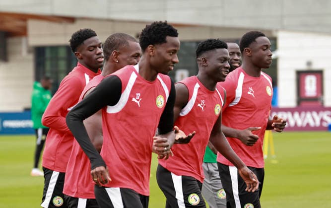 (260626) -- TORONTO, June 26, 2026 -- Players of Senegal attend a training session at the FIFA World Cup, WM, Weltmeisterschaft, Fussball 2026 in Toronto, Canada on June 25, 2026. (Photo by Xinhua) (SP)CANADA-TORONTO-FOOTBALL-FIFA WORLD CUP-TRAINING-SENEGAL YangxShu 