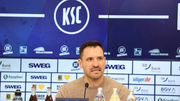 26.06.2026, xrekx, Fussball 2.Bundesliga, Karlsruher SC - Pressekonferenz v.l. Mario Eggimann Geschäftsführer (Karlsruher SC) (DFL DFB REGULATIONS PROHIBIT ANY USE OF PHOTOGRAPHS as IMAGE SEQUENCES and or QUASI-VIDEO) Karlsruhe *** June 26, 2026, xrekx, Soccer 2. Bundesliga, Karlsruher SC Press Conference with Mario Eggimann, Managing Director of Sports at Karlsruher SC. DFL and DFB regulations prohibit any use of photographs as image sequences and or quasi-video. Karlsruhe