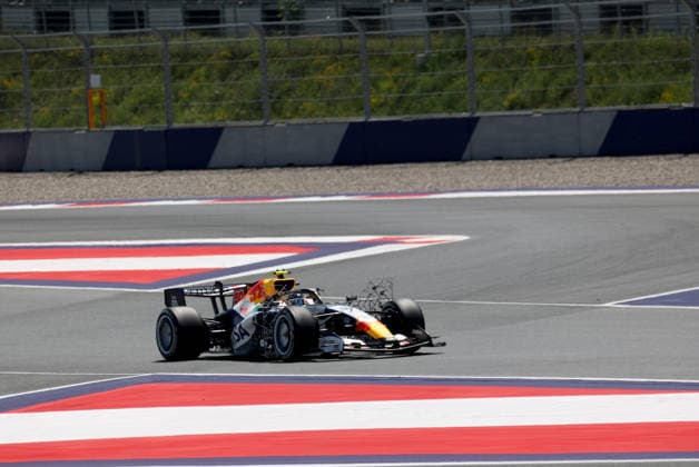 26.06.2026, Red Bull Ring, Spielberg, Formel 1 Großer Preis von Österreich 2026 , im Bild Ayumu Iwasa (JPN), Visa Cash App Racing Bulls Formula One Team (Photo by Alessandro Martellotta Hasan Bratic DeFodi Images) - *** June 26, 2026, Red Bull Ring, Spielberg, 2026 Formula 1 Austrian Grand Prix; pictured: Ayumu Iwasa (JPN), Visa Cash App Racing Bulls Formula One Team. Photo by Alessandro Martellotta, Hasan Bratic, DeFodi Images