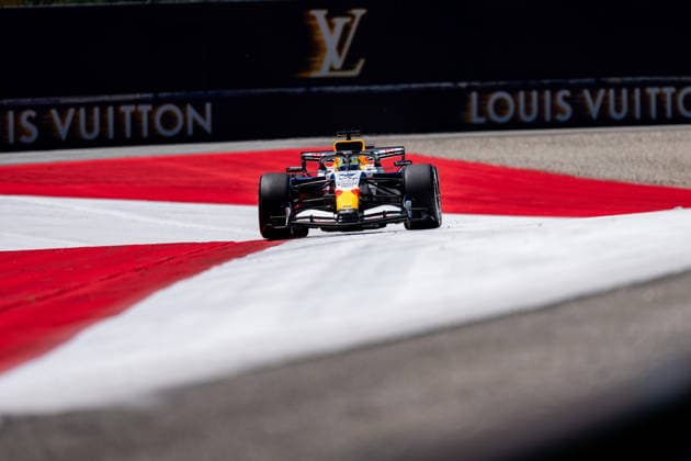 2026 F1 Austrian Grand Prix SPIELBERG, AUSTRIA - JUNE 26: Arvid Lindblad of Visa Cash App Racing Bulls F1 Team drives on track during the practice of the Formula 1 Austrian Grand Prix at Red Bull Ring on June 26, 2026 in Spielberg, Austria. Mine Kasapoglu Anadolu Spielberg Austria. Editorial use only. Please get in touch for any other usage.  Copyright: x2026xAnadoluxMinexKasapoglux