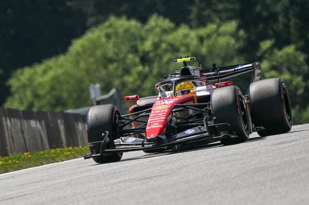 F1 Grand Prix Of Austria - Practice SPIELBERG, AUSTRIA - JUNE 26: Lewis Hamilton of United Kingdom and Scuderia Ferrari drives on track during the Free Practice 1 session of the F1 Grand Prix of Austria at Red Bull Ring on June 26, 2026 in Spielberg, Austria. Spoelberg Austria  Copyright: xArturxWidakx originalFilename:widak-f1grandp260626_npggm.jpg