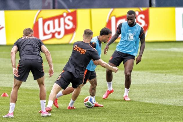 KANSAS CITY, 26-06-2026, KC Current Training Facility , Training of the Netherlands team, the day after their match against Tunesia. Picture shows Justin Kluivert Netherlands training at KC Current (World Cup 2026)  x204663024x Copyright: