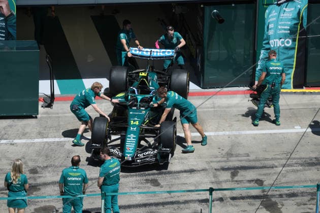 26.06.2026, Red Bull Ring, Spielberg, Formel 1 Großer Preis von Österreich 2026 , im Bild Fernando Alonso (ESP), Aston Martin Aramco Formula One Team (Photo by Milan Klemenc Hasan Bratic DeFodi Images) - *** June 26, 2026, Red Bull Ring, Spielberg, 2026 Formula 1 Austrian Grand Prix; pictured: Fernando Alonso (ESP), Aston Martin Aramco Formula One Team. Photo by Milan Klemenc, Hasan Bratic, DeFodi Images