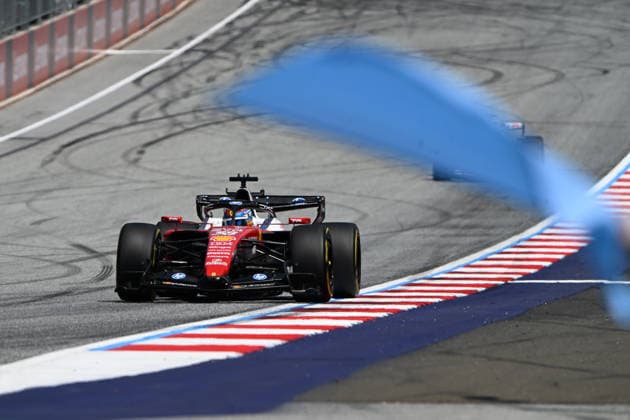 26.06.2026, Red Bull Ring, Spielberg, Formel 1 Großer Preis von Österreich 2026 , im Bild Dino Beganovic (SWE), Scuderia Ferrari HP (Photo by Hasan Bratic DeFodi Images) - *** June 26, 2026, Red Bull Ring, Spielberg, 2026 Formula 1 Austrian Grand Prix; pictured: Dino Beganovic (SWE), Scuderia Ferrari HP Photo by Hasan Bratic, DeFodi Images