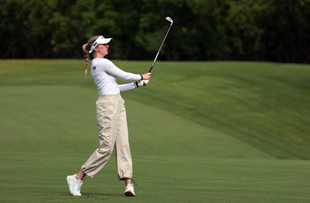 KPMG Women™s PGA, Golf Herren Championship 2026 CHASKA, MINNESOTA - JUNE 26: Olivia Cowan of Germany hits from the 10th fairway to the green during the second round of the KPMG Women™s PGA Championship 2026 at Hazeltine National Golf Club in Chaska, Minnesota, USA Thursday, June 26, 2026. Chaska Minnesota United States  Copyright: xAmyxLemusx originalFilename:lemus-kpmgwome260626_npbFH.jpg