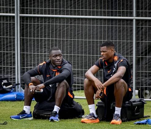 KANSAS CITY - Brian Brobbey of the Netherlands and Denzel Dumfries of the Netherlands during a training session of the Dutch national team, Nationalteam at the KC Current Training Facility, on June 26, 2026, in Kansas City. The Dutch team is preparing for the match against Morocco during the FIFA World Cup, WM, Weltmeisterschaft, Fussball KOEN VAN WEEL ANP xVIxANPxSportx xxANPxIVx 562078898 originalFilename: 562078898.jpg