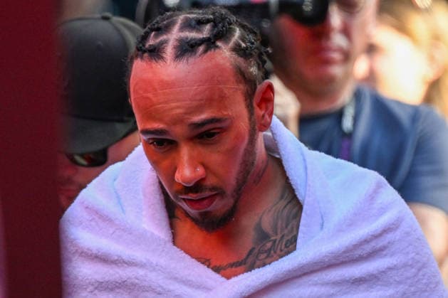 26.06.2026, xsvx, Motorsport FIA Formel 1, Grand Prix von Österreich v.l. Lewis Hamilton (Ferrari) Startnummer 44 erschöpft nach dem 2. Freien Training (FIA REGULATIONS PROHIBIT ANY USE OF PHOTOGRAPHS as IMAGE SEQUENCES and or QUASI-VIDEO) Zeltweg-Spielberg *** June 26, 2026, xsvx, Motorsport FIA Formula 1, Austrian Grand Prix: Lewis Hamilton (Ferrari, No. 44) exhausted after the two free practice sessions. FIA REGULATIONS PROHIBIT ANY USE OF PHOTOGRAPHS as IMAGE SEQUENCES and or QUASI-VIDEO. Zeltweg, Spielberg