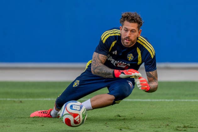 260626 Goalkeeper Kristoffer Nordfeldt of the Swedish national football team at a training session during day 16 of the FIFA World Cup, WM, Weltmeisterschaft, Fussball 2026 on June 26, 2026 in Dallas. Photo: Petter Arvidson BILDBYRAN kod PA PA1260 fotboll football soccer fotball vm fotbolls-vm fotball-vm fotbolls-vm 2026 fifa world cup 2026 träning practice training sverige sweden sverige a day 16 bbeng *** 260626 Goalkeeper Kristoffer Nordfeldt of the Swedish national soccer team at a training session on Day 16 of the 2026 FIFA World Cup on June 26, 2026 in Dallas. Photo by Petter Arvidson, BILDBYRAN. Code: PA PA1260. soccer, football, fotball, World Cup, FIFA World Cup 2026, training, Sweden, Sweden A, day 16 bbeng  Copyright: PETTERxARVIDSON BB260626PA008