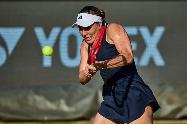 June 26, 2026, Bad Homburg, Hessen, Germany: Elena-Gabriela Ruse of Romania returns with backhand during the BAD HOMBURG OPEN powered by SOLARWATTT- WTA500 - Womens Tennis, 26.6.2026 in Bad Homburg (Tennis-Club Bad Homburg), Germany Tennis 2026: WTA, Tennis Damen Bad Hombug Open: Semifinal Singles: MUCHOVA 6:4 6:4 RUSE  - ZUMAs343 20260626_zsp_s343_072 Copyright: xMathiasxSchulzx