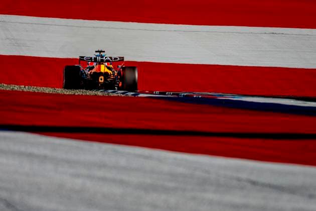 SPIELBERG - Formula 1 driver Oscar Piastri of McLaren Mastercard Formula 1 Team during the Formula 1 Austria at the Red Bull Ring on June 26, 2026 in Spielberg, Austria. (Photo by DeFodi Images) - *** SPIELBERG: Formula 1 driver Oscar Piastri of the McLaren Mastercard Formula 1 Team during the Formula 1 Austrian Grand Prix at the Red Bull Ring on June 26, 2026, in Spielberg, Austria. Photo by DeFodi Images