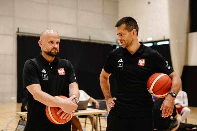 Krakow 26.06.2026 KOSZYKOWKA KOSZKADRA REPREZENTACJA POLSKI TRENING - - - BASKETBALL POLISH national team, Nationalteam PRACTICE PRACTISE NZ trener coach Marcin Wozniak , Bartosz sarzalo FOT. WOJCIECH FIGURSKI 058SPORT.PL NEWSPIX.PL --- newspix.pl  FOT. WOJCIECH FIGURSKI 058SPOR