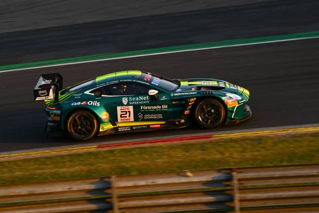 AUTOMOBILE : 24 Heures de SPA Francorchamps - 26 06 2026 21 Comtoyou Racing (BEL) Aston Martin Vantage AMR GT3 EVO (SILVER) driven by Oliver SÖDERSTRÖM (SWE) SÃ bastien BAUD (FRA) Kobe PAUWELS (BEL) Arthur DORISON (FRA), during the CrowdStrike 24 Hours of SPA, 4th round of the GT World Challenge Europe Championship (SRO) on the SPA Francorchamps circuit in Belgium The 25th June 2026. SPA-FRANCORCHAMPSBelgium  Copyright: xMPSxAGENCYx